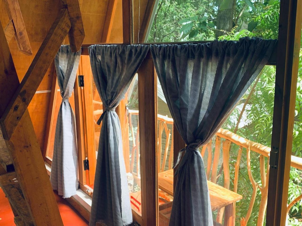 Apartamento Angry Birds Tree House Habarana Exterior foto
